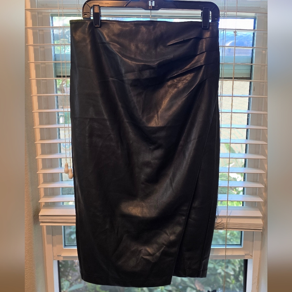 Shinestar Black Faux Leather High-Waist Pencil Skirt‎